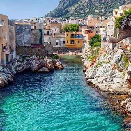 Vicolo A Mare Daire
